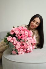 Букет з піоновидних троянд Сільва Пінк - Зображення 3