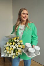 51 біло-жовтий тюльпан - Зображення 2