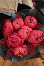 Букет з коралових півоній - Зображення 2