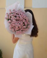 Букет з кущових троянд Лейла