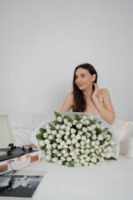 Букет зі 101 білого тюльпана - Зображення 8