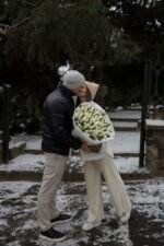 Букет зі 101 білого тюльпана - Зображення 7