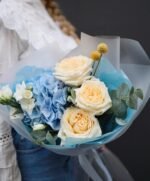 Букет з гортензії та піоновидних троянд Кендл - Зображення 6