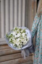 Ароматний букет з фрезій