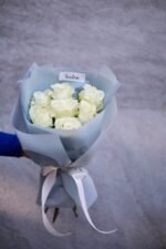 Букет з 7 білих троянд Атена - Image 4