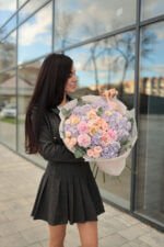 Букет з лавандовою гортензією, квіксендом та пінк мондіалем - Зображення 2