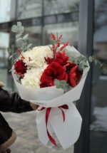 Букет з амарилісом та гортензією