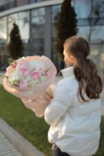 Букет з ранункулюсів, гортензій та еустоми - Image 4