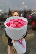 Букет з 11 піоновидних троянд Кантрі блюз - Зображення 3