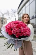 Букет з 51 піоновидної троянди Кантрі блюз - Зображення 3