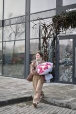 Букет з піоновидних троянд місті баблз та гортензій - Image 2