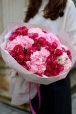 Bouquet of hydrangeas and peony roses Marvelovs