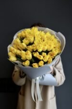 Букет з 51 жовтого піоновидного тюльпана - Зображення 2