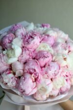 Букет із 51 піону Сари Бернард - Зображення 2