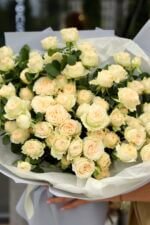 Монобукет із кущової піоновидної троянди Саммер роуз - Зображення 2