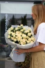 Монобукет із кущової піоновидної троянди Саммер роуз