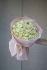 Monobouquet of 25 roses of the Athena variety