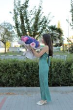 Яскравий мікс із гортензій та піоновидніх троянд Кріста - Зображення 3