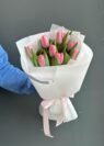 Букет-комплімент з тюльпанів - Зображення 2