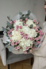 Bouquet of hydrangeas and bush roses Leila
