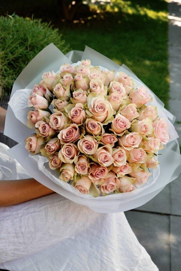Bouquet of 51 pink roses Pink Athena 1 Tandem GREEN SHOP