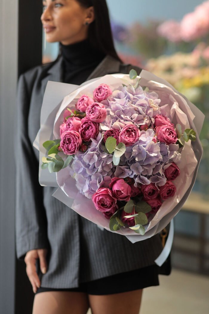 Bouquet with hydrangea and peony roses Misty Bubbles 5 Tandem GREEN SHOP