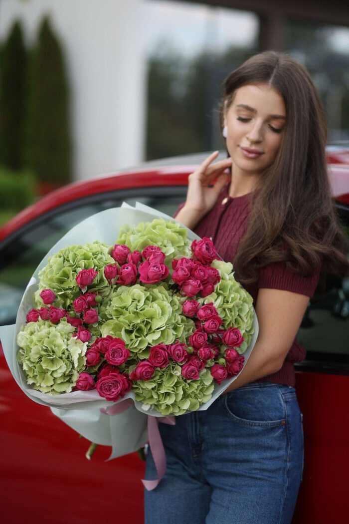 Мікс із зеленої гортензії та малинової троянди марвеловз баблз 1 Tandem GREEN SHOP