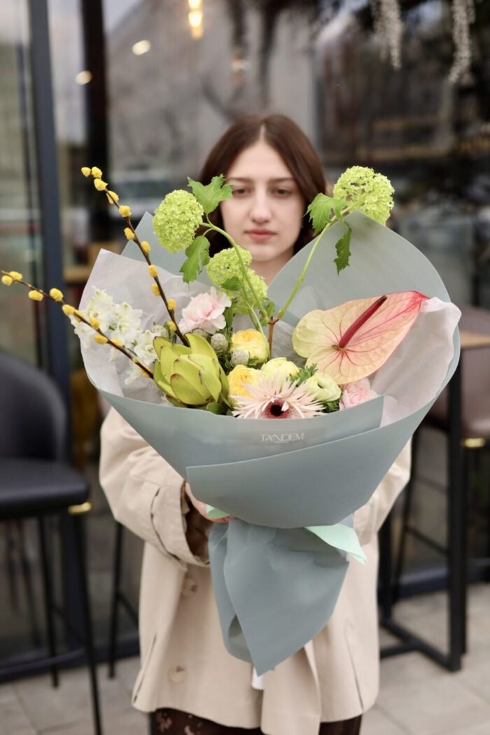Весняний химерний мікс із антуріумами 1 Tandem GREEN SHOP
