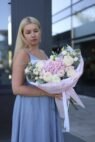 Букет з гортензією та трояндами Лорена - Зображення 2