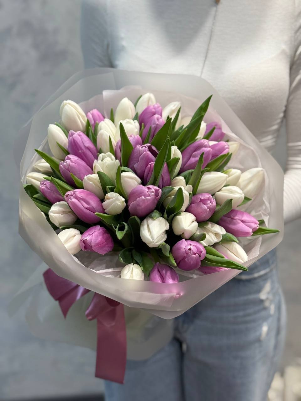 IMG_6752 2 51 біло-бузковий тюльпан - Зображення 1