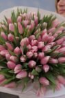 Букет зі 101 ніжно-рожевого тюльпана - Image 2