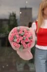 Букет з 21 рожевої троянди та евкаліпту - Image 2