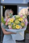 Літній дофаміновий мікс із трояндами Веггі