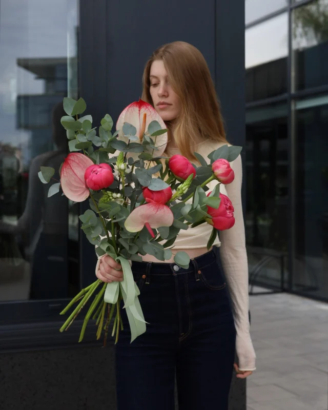 Сезон півоній – улюблений! 
Надихаємося кожним оберемком 💗

#квітиужгородзамовити #квіти #квітиужгород #доставкаквітівужгород  #flowers #foryou  #букети #букетиужгород #доставкаквітів #квітизакарпаття
#tandem_greenshop