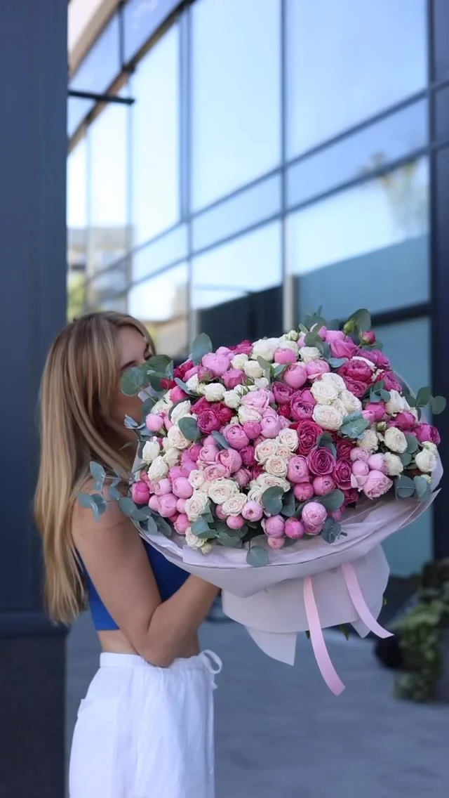Дуже легко здивувати, коли все з любовʼю 🌸#квітиужгородзамовити #квіти #квітиужгород #доставкаквітівужгород  #flowers #foryou  #букети #букетиужгород #доставкаквітів #квітизакарпаття#tandem_greenshop
